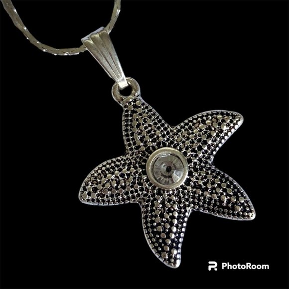 Starfish Necklace Crystal Silver Tone Nautical Island Sea Life 18" Plated - Picture 3 of 11